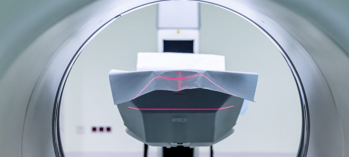 Rezonans magnetyczny Warszawa – kompendium wiedzy